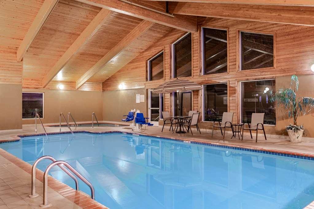 Surestay Plus Hotel By Best Western Litchfield Facilities photo